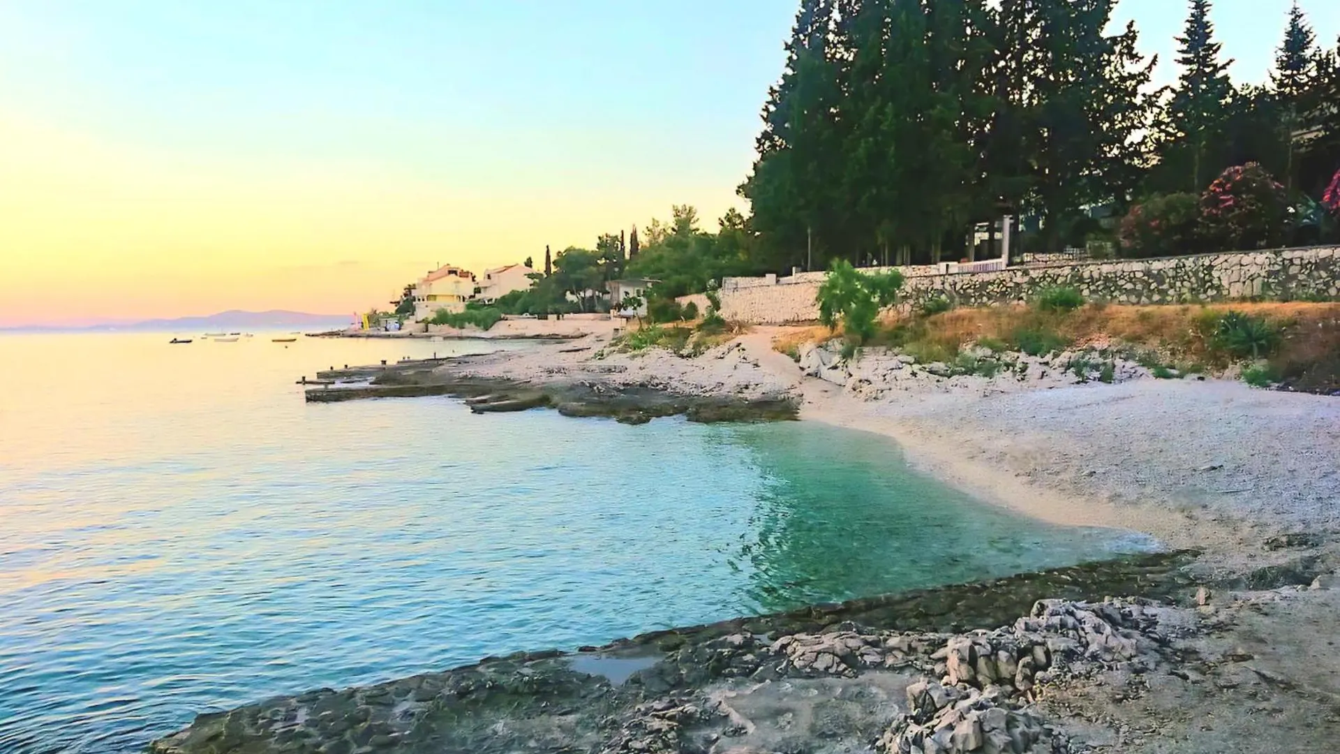 Seastone Villa Alta